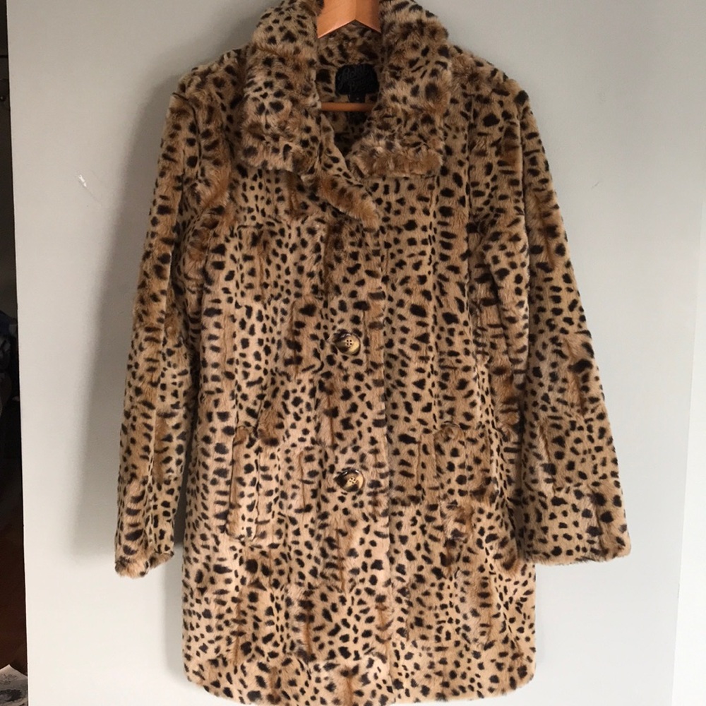 Lucky Brand faux leopard coat size M